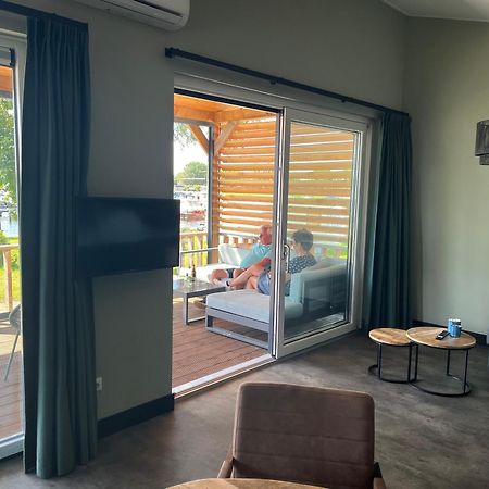 Camping Kleine Belterwijde, Wiede Lodge Met Uitzicht Over Het Water Zewnętrze zdjęcie