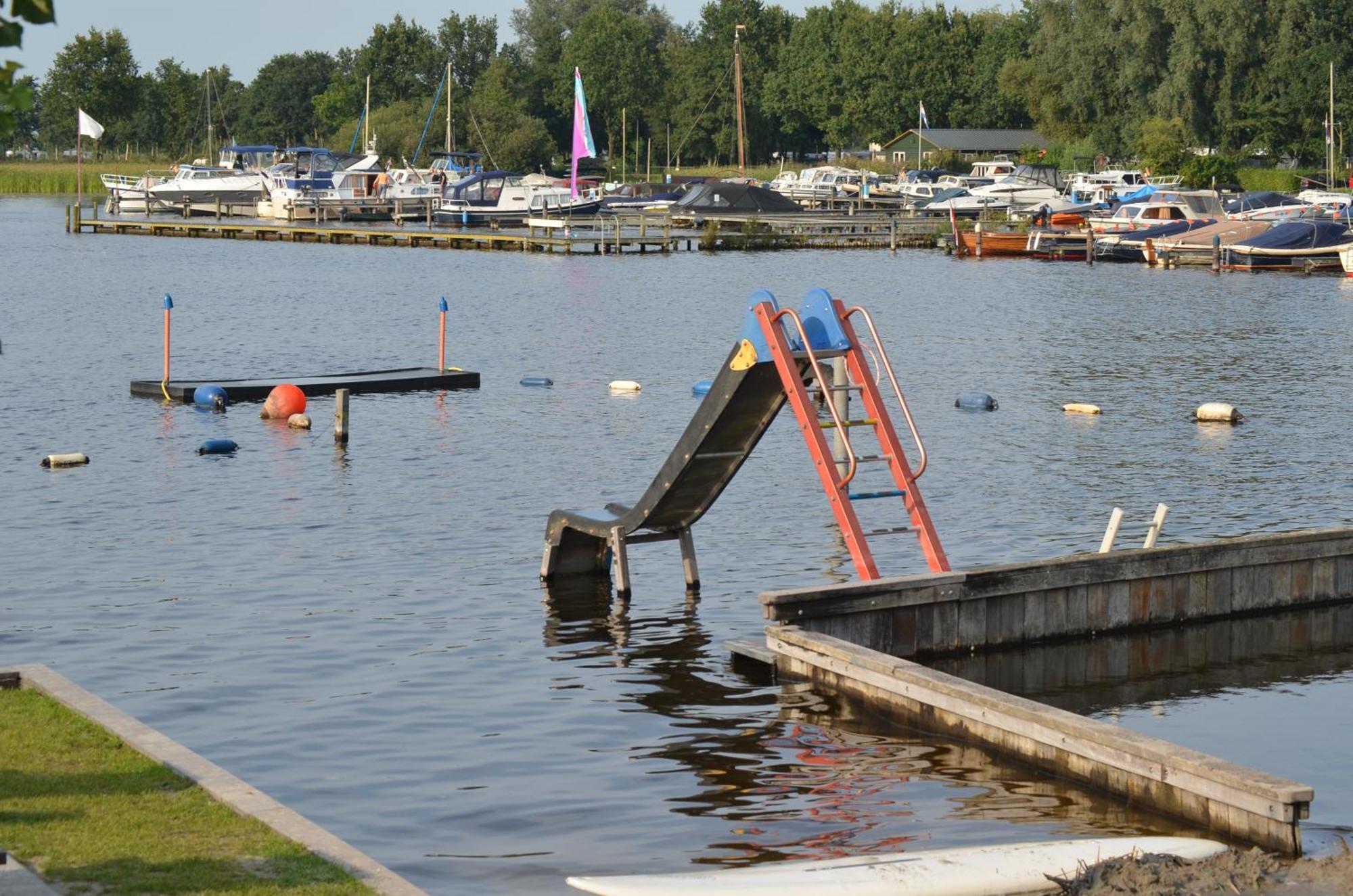 Camping Kleine Belterwijde, Wiede Lodge Met Uitzicht Over Het Water Zewnętrze zdjęcie