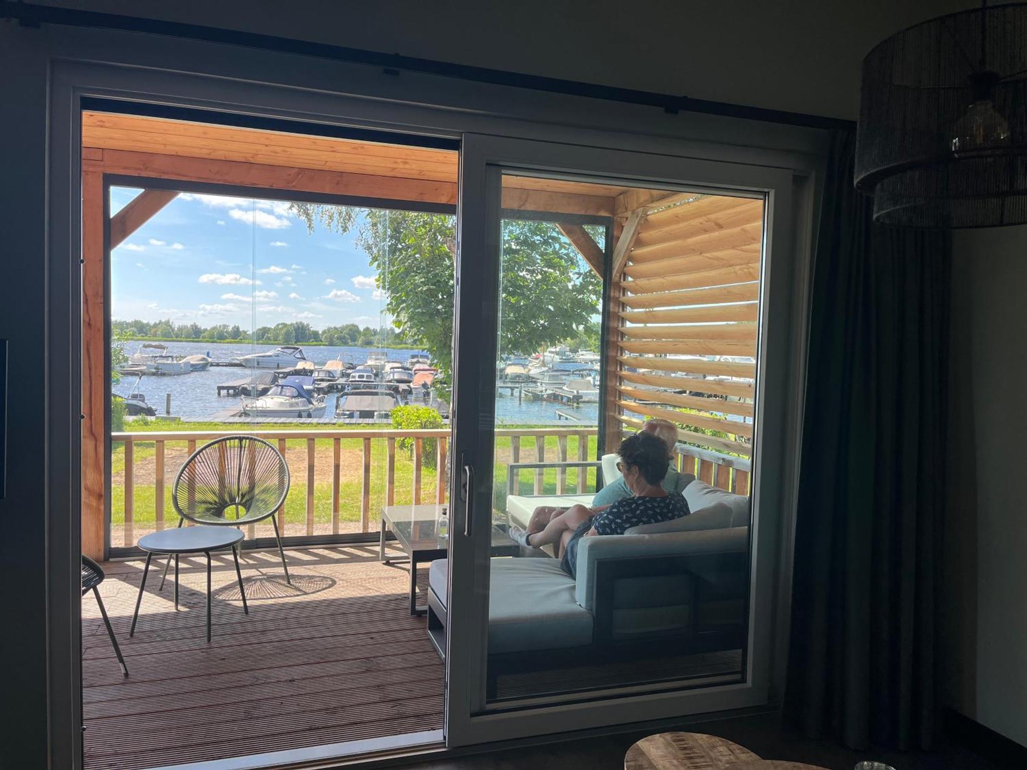 Camping Kleine Belterwijde, Wiede Lodge Met Uitzicht Over Het Water Zewnętrze zdjęcie